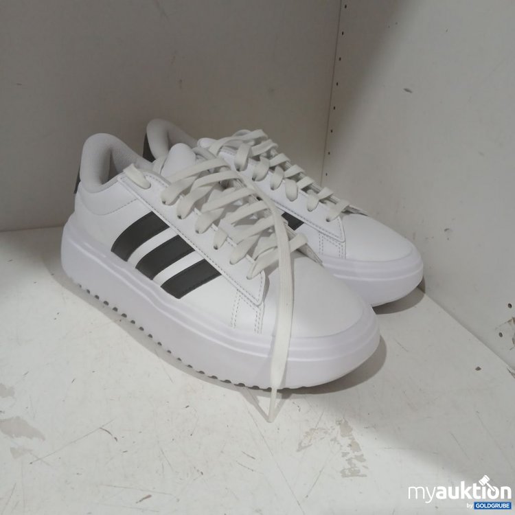 Artikel Nr. 970619: adidas Grand Court Platform Sneaker