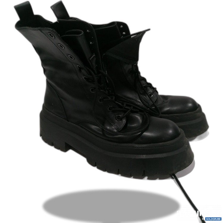 Artikel Nr. 914620 Artikel Nr. 914620: Pull & Bear Stiefel