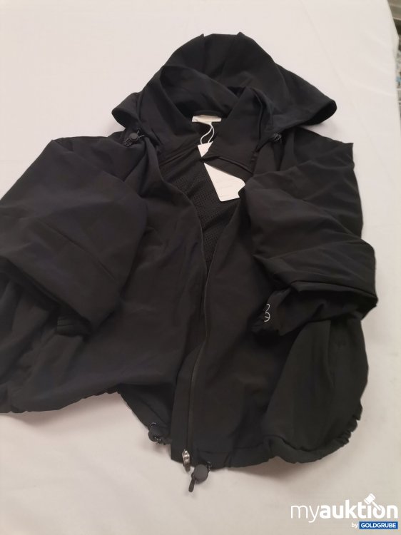Artikel Nr. 842621: H&M Move Jacke 