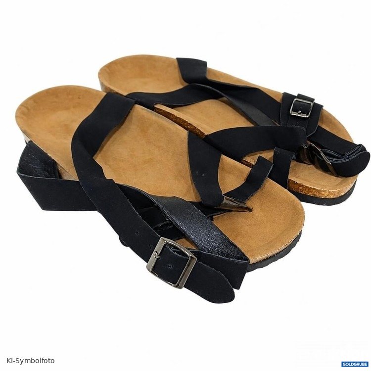 Artikel Nr. 469622 Artikel Nr. 469622: Sandalen schwarz mit Riemen und Schnalle Größe 38