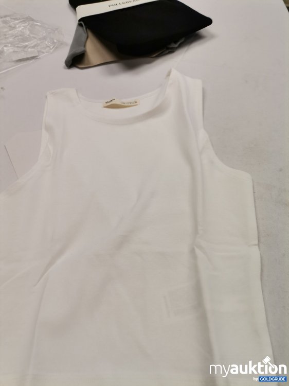 Artikel Nr. 823624 Artikel Nr. 823624: Pull&Bear Tops kurz