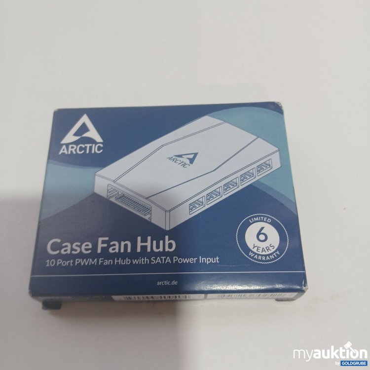 Artikel Nr. 861625 Artikel Nr. 861625: Arctic Case Fan Hub 10 Port