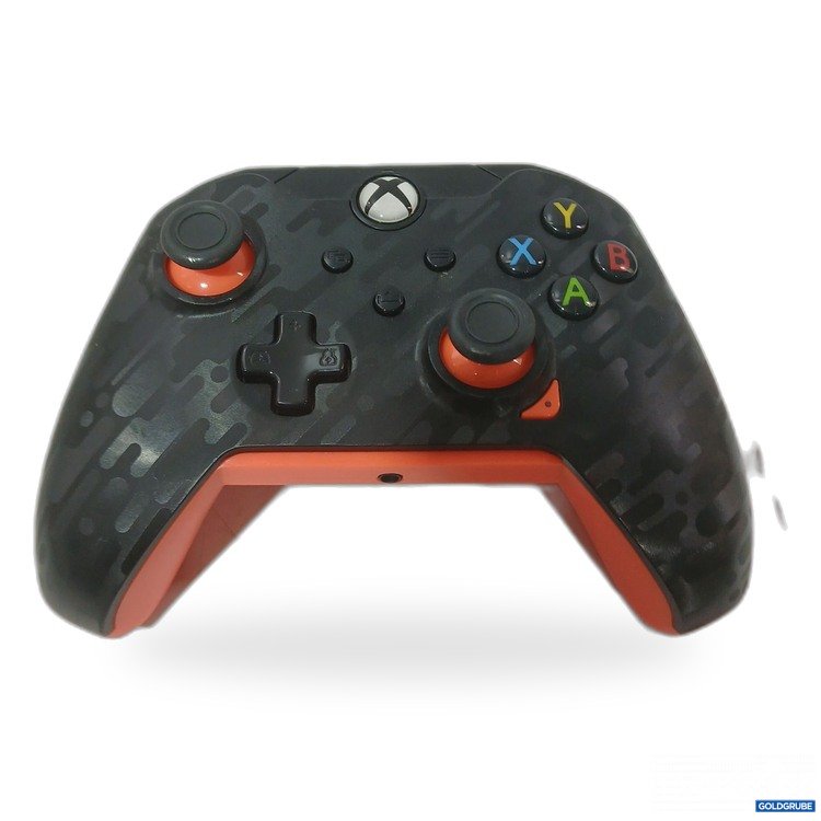 Artikel Nr. 443626 Artikel Nr. 443626: PDP XBox Controller in Orange-Sxhwarz