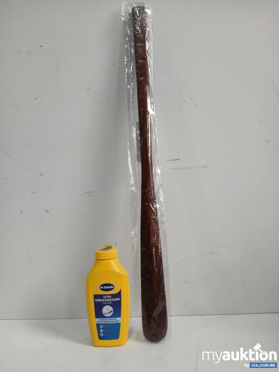 Artikel Nr. 933626 Artikel Nr. 933626: Holzschuhlöffel mit Dr.Scholl's Ultra Geruchsstop