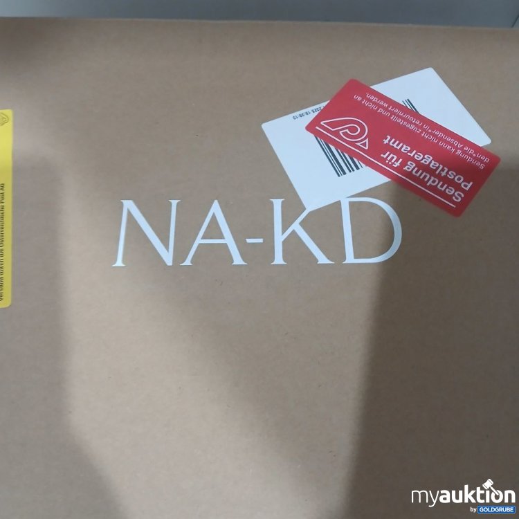 Artikel Nr. 970626: NA-KD Suede Block Heel Ankle Boots