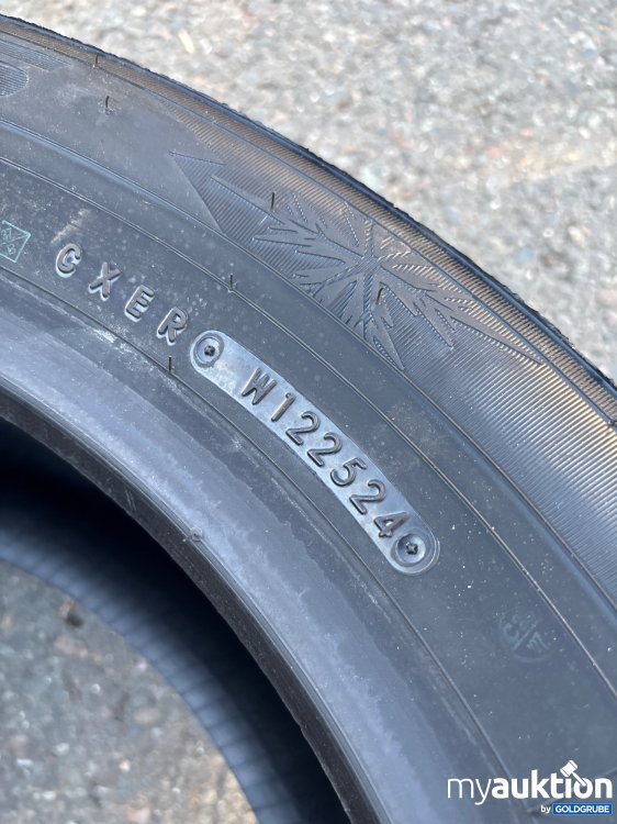 Artikel Nr. 438628: Toyo Tires Reifen 215/60R17 100V XL