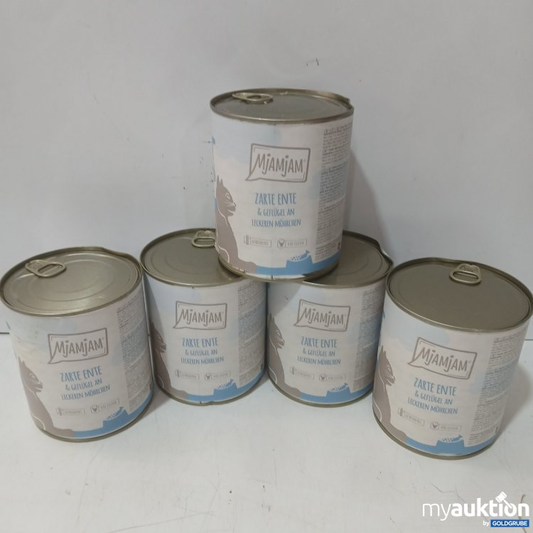 Artikel Nr. 464629: Mjamjam Katzenfutter 
5 x800g 
Zarte Ente & Geflügel an Möhrchen