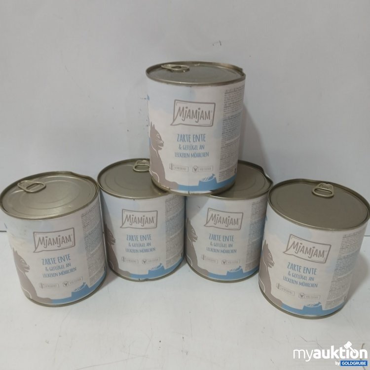 Artikel Nr. 464629: Mjamjam Katzenfutter 
5 x800g 
Zarte Ente & Geflügel an Möhrchen