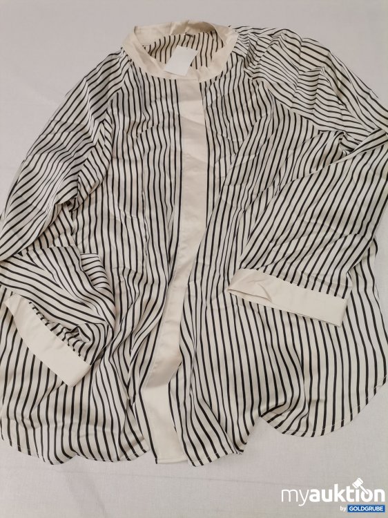 Artikel Nr. 727629 Artikel Nr. 727629: H&M Satin Bluse
