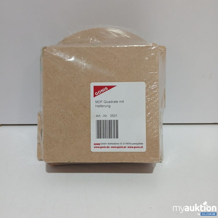 Artikel Nr. 850631 Artikel Nr. 850631: Gonis MDF Quadrate mit Halterung 10 Stk