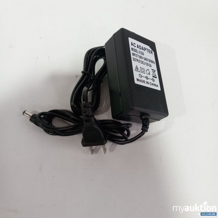 Artikel Nr. 520632 Artikel Nr. 520632: AC Adapter Model: 31220, 100V~240V, 50/60 Hz