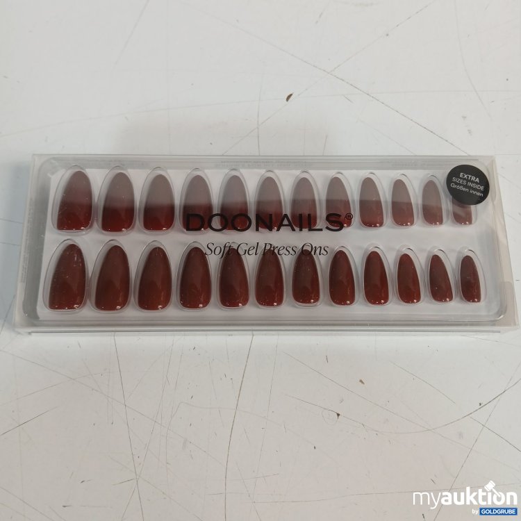 Artikel Nr. 526633 Artikel Nr. 526633: DOONAILS Soft Gel Press Ons Love Paris Medium Almond 30stk