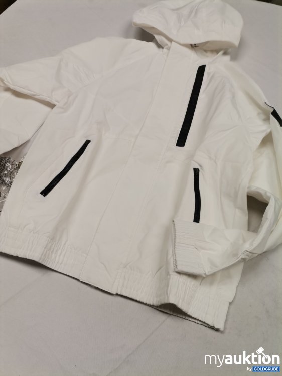 Artikel Nr. 838634 Artikel Nr. 838634: Nike Jacke