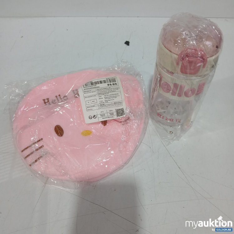Artikel Nr. 466635 Artikel Nr. 466635: 1 Set Hello Kitty Trinkflasche und diverse Tasche rosa