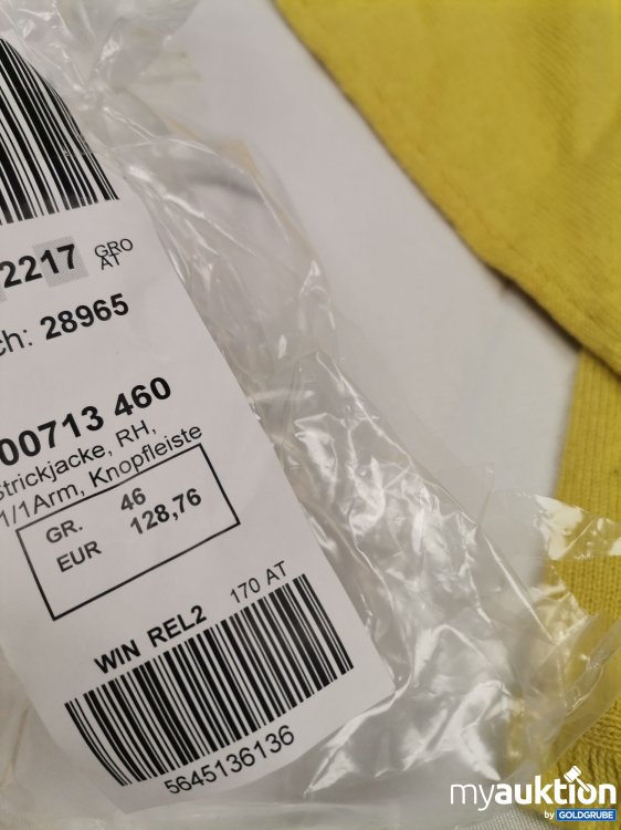 Artikel Nr. 788635 Artikel Nr. 788635: Include Strickjacke