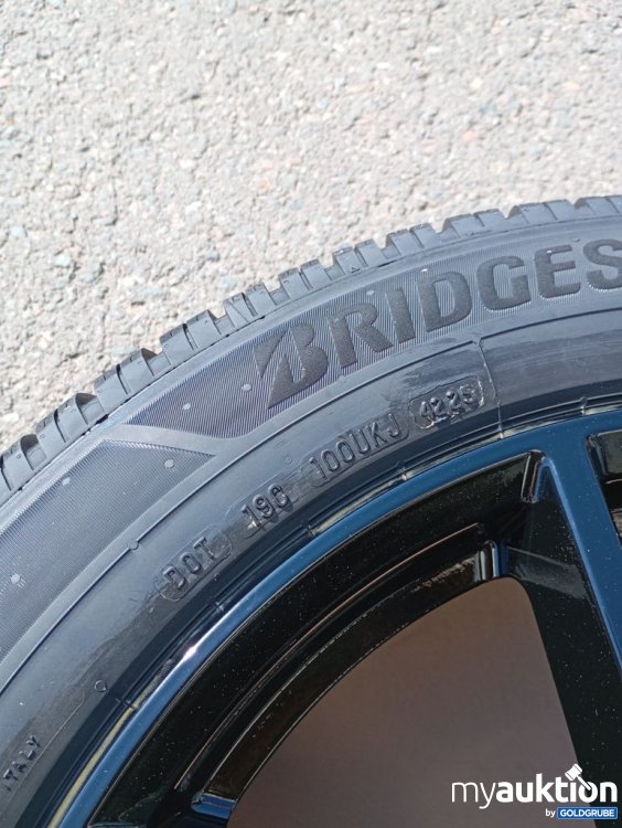 Artikel Nr. 525638 Artikel Nr. 525638: Bridgestone Potenza 235/55 R19 Reifen mit Borbet Felge