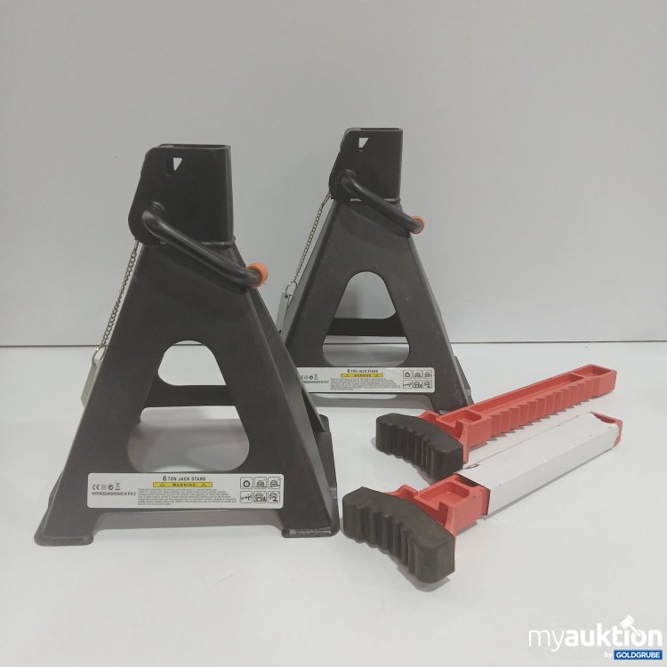 Artikel Nr. 522641 Artikel Nr. 522641: Unterstellböcke 2 Stück