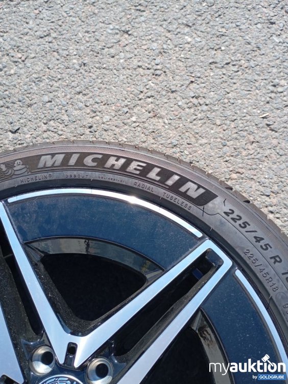 Artikel Nr. 525642 Artikel Nr. 525642: Mercedes-Benz Alufelge Michelin Primacy 4 225/45 R18