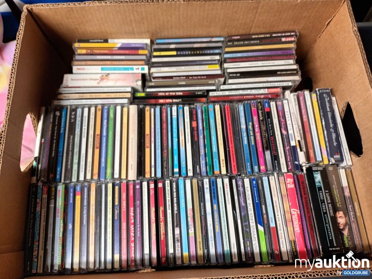 Artikel Nr. 901642: Karton mit über 125 Musik Cds