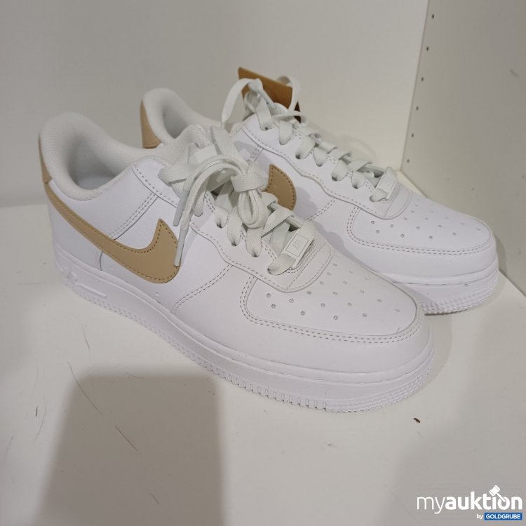 Artikel Nr. 469643 Artikel Nr. 469643: Nike Sneaker weiß beige Größe 38