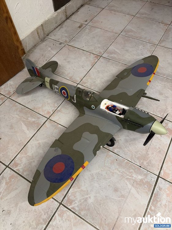 Artikel Nr. 934648 Artikel Nr. 934648: Spitfire Modellflugzeug