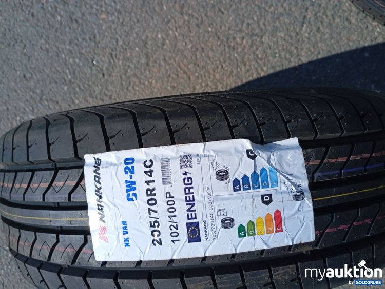 Artikel Nr. 525653 Artikel Nr. 525653: Hankook Passion CW-20 205/70 R14C