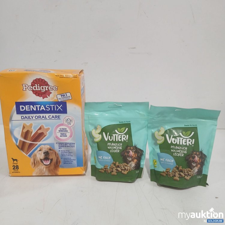 Artikel Nr. 939655 Artikel Nr. 939655: Diverse Hunde-Snacks abgelaufen lt. Bild