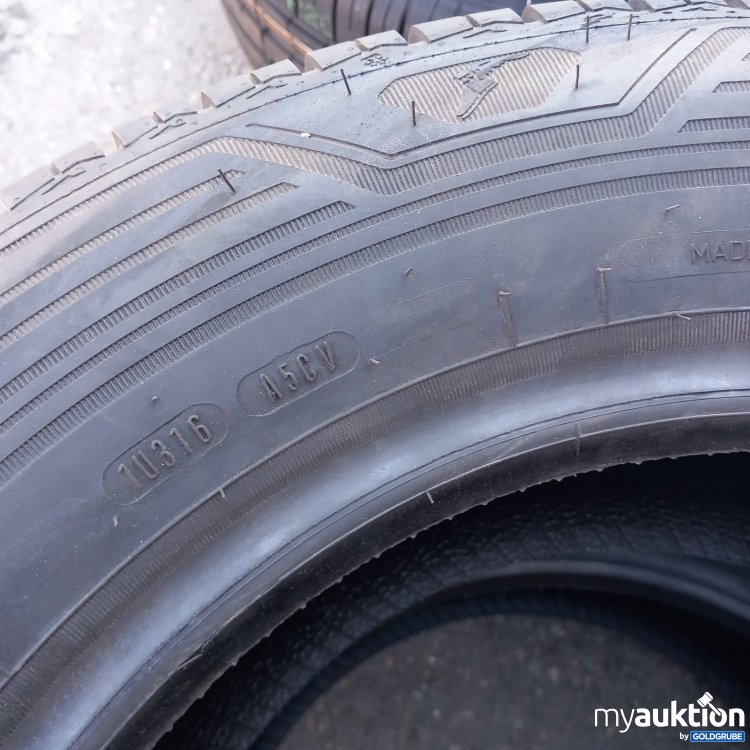 Artikel Nr. 445656 Artikel Nr. 445656: Goodyear Reifen 215/65 R15 104/102T Vector 4Seasons Cargo