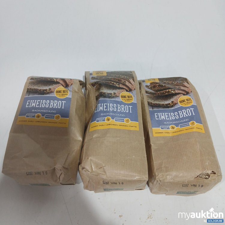 Artikel Nr. 910657 Artikel Nr. 910657: Eiweißbrot Backmischung 3x430g