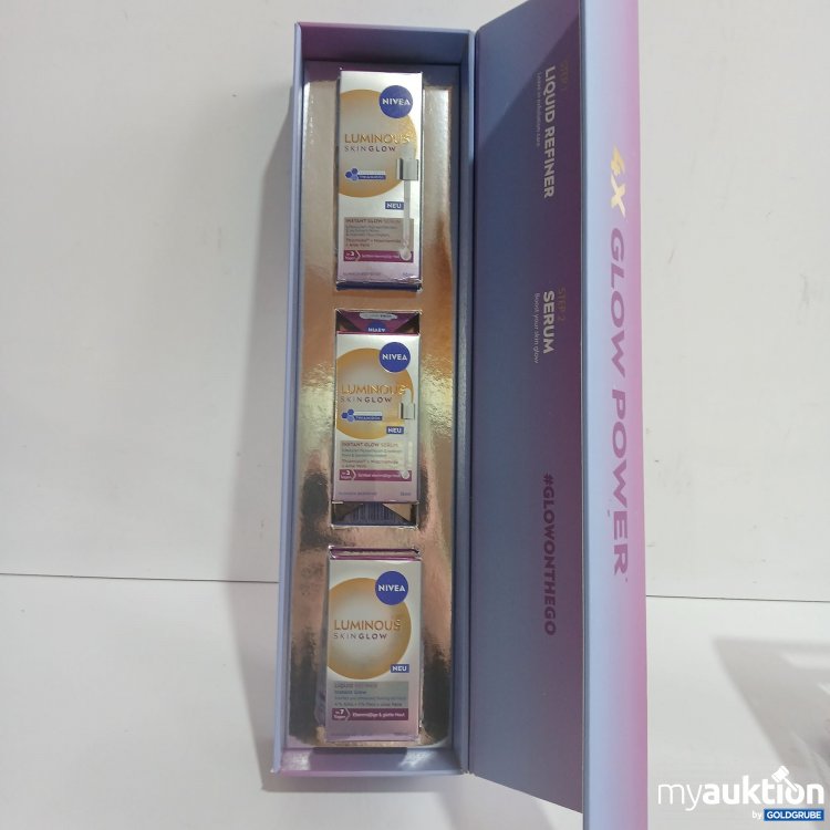 Artikel Nr. 977658: Nivea Luminous 4x Glow Power Set 1x30ml 1x15ml 1x100ml 