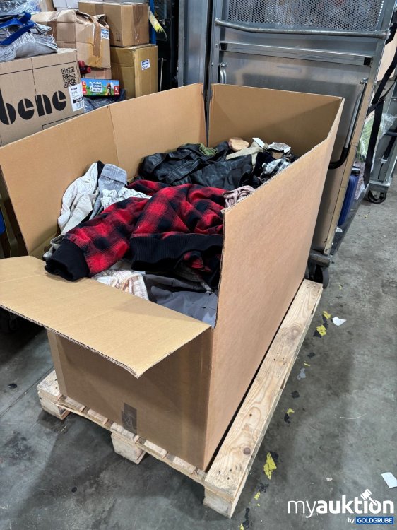 Artikel Nr. 925660 Artikel Nr. 925660: Mischposten Bekleidung gebraucht