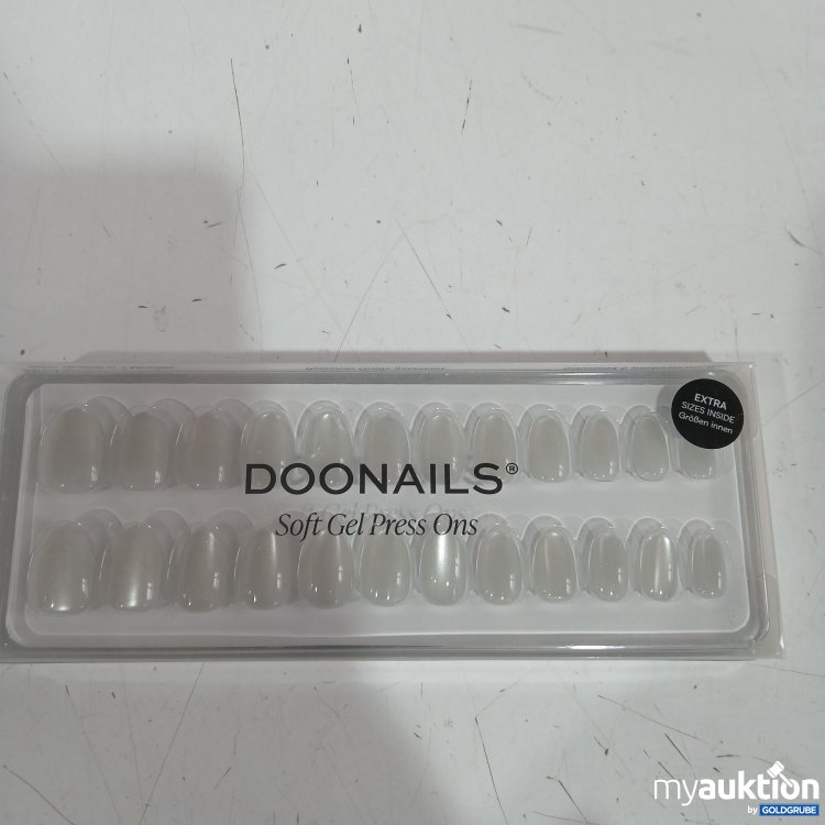 Artikel Nr. 977660: Doonails Soft Gel Press ons short round White cat eye 