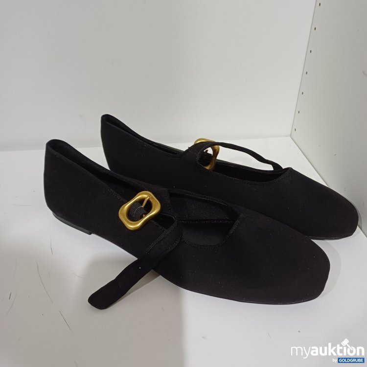 Artikel Nr. 469661 Artikel Nr. 469661: H&M Ballerinas mit goldener Schnalle Größe 40