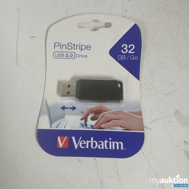 Artikel Nr. 877661 Artikel Nr. 877661: Verbatim PinStripe USB 2.0 Drive 32GB