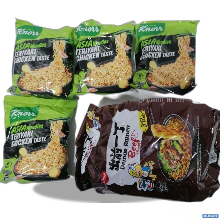 Artikel Nr. 889661: Diverse Ramen Teriyaki Chicken & Beef 3x100g 4x75g