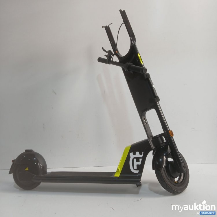 Artikel Nr. 477662: Husqvarna E-Scooter