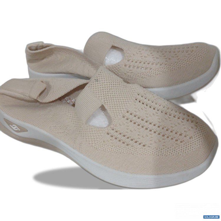 Artikel Nr. 462663: Slipper Größe 38