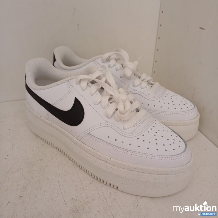 Artikel Nr. 976663 Artikel Nr. 976663: Nike Court Vision Alta Sneakers