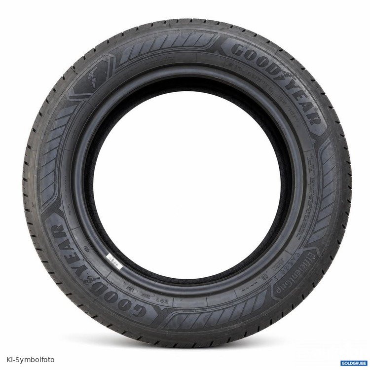 Artikel Nr. 445664 Artikel Nr. 445664: Goodyear Reifen 215/60R17C 109/107T