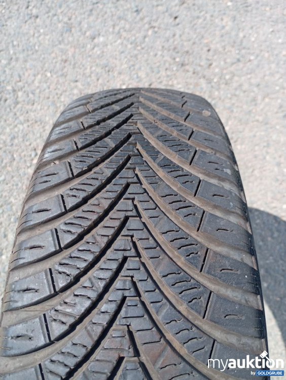 Artikel Nr. 525664 Artikel Nr. 525664: Kumho Solus 175/70 R14 88T