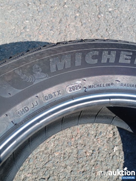 Artikel Nr. 525666 Artikel Nr. 525666: Michelin Alpin 7 235/55 R17 103V