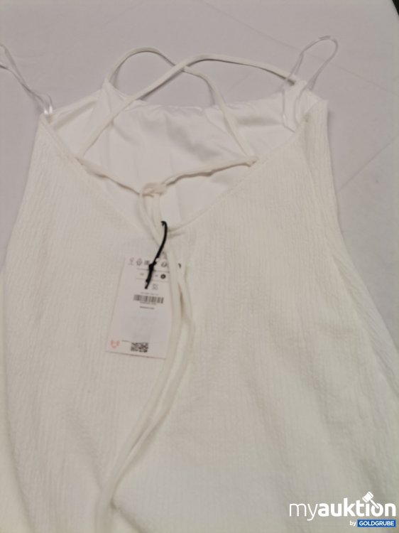 Artikel Nr. 837670: Bershka Trägerkleid 