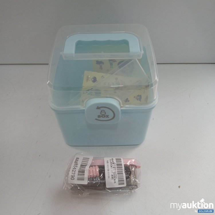 Artikel Nr. 461671 Artikel Nr. 461671: Jausen-/Picknickbox blau mit Henkel + Sticker und Tablettenbox rosa