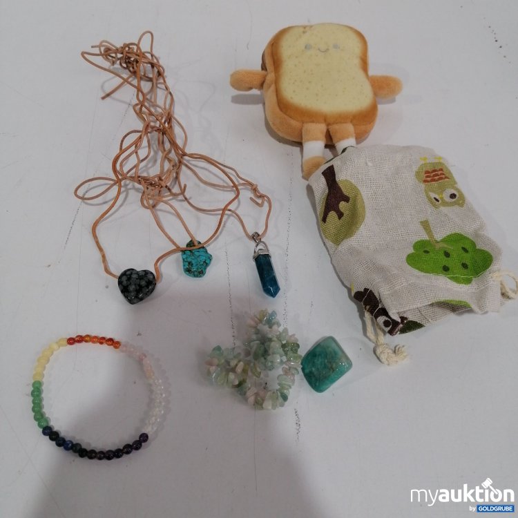 Artikel Nr. 832679 Artikel Nr. 832679: Schmuck Edel/Heilsteine mit Täschchen