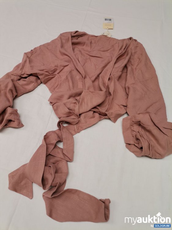 Artikel Nr. 687680 Artikel Nr. 687680: A lot Less Leinen Wickel Bluse