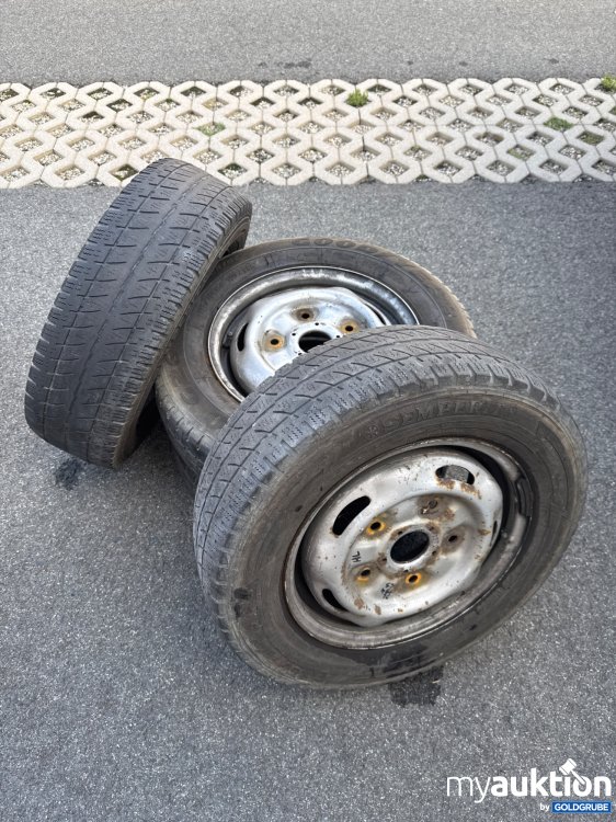 Artikel Nr. 934680 Artikel Nr. 934680: Winterreifen 195/70 R15C