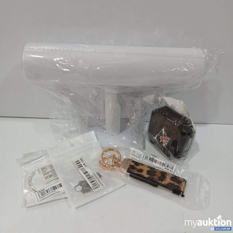 Artikel Nr. 954680: Set diverse Schmuckartikel 