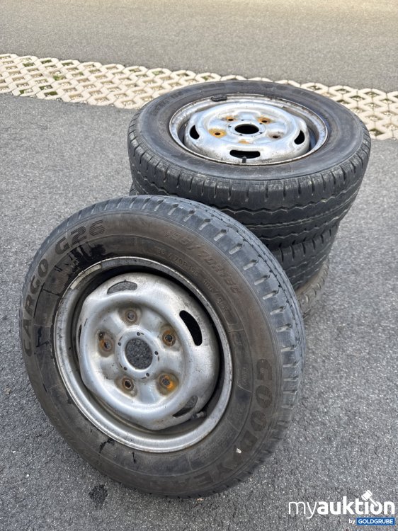 Artikel Nr. 934681 Artikel Nr. 934681: Sommerreifen 195/70 R15C