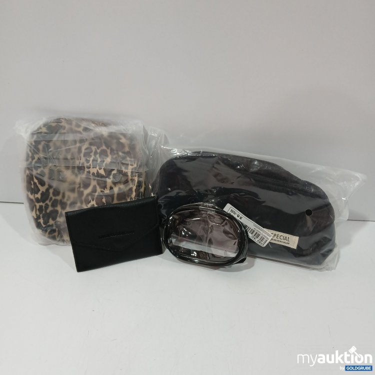 Artikel Nr. 954681 Artikel Nr. 954681: Set diverse Taschen