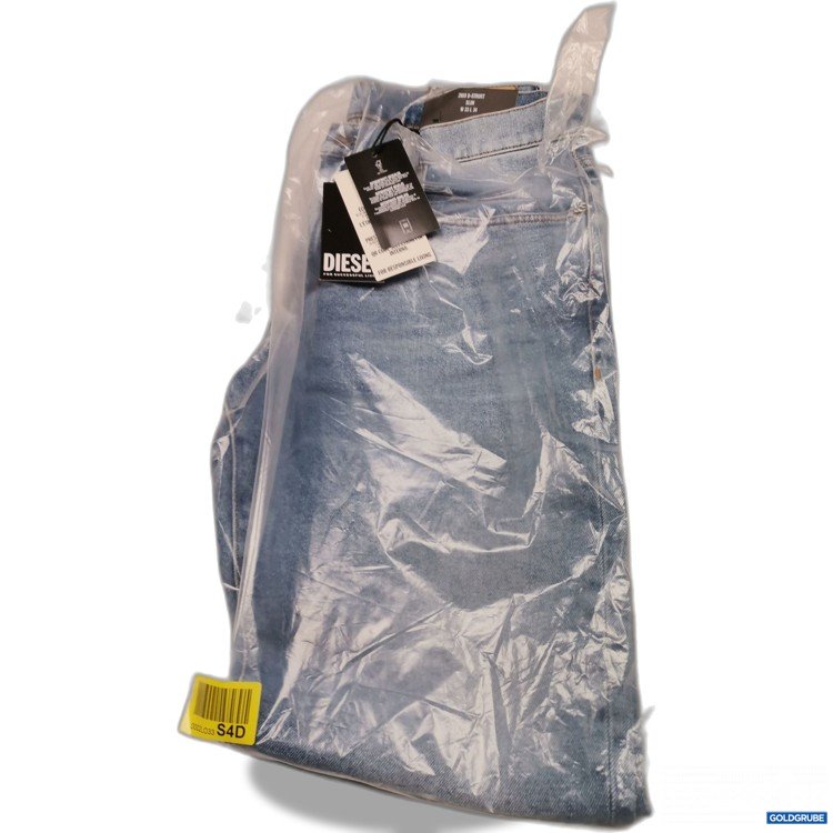 Artikel Nr. 838683 Artikel Nr. 838683: Diesel Jeans